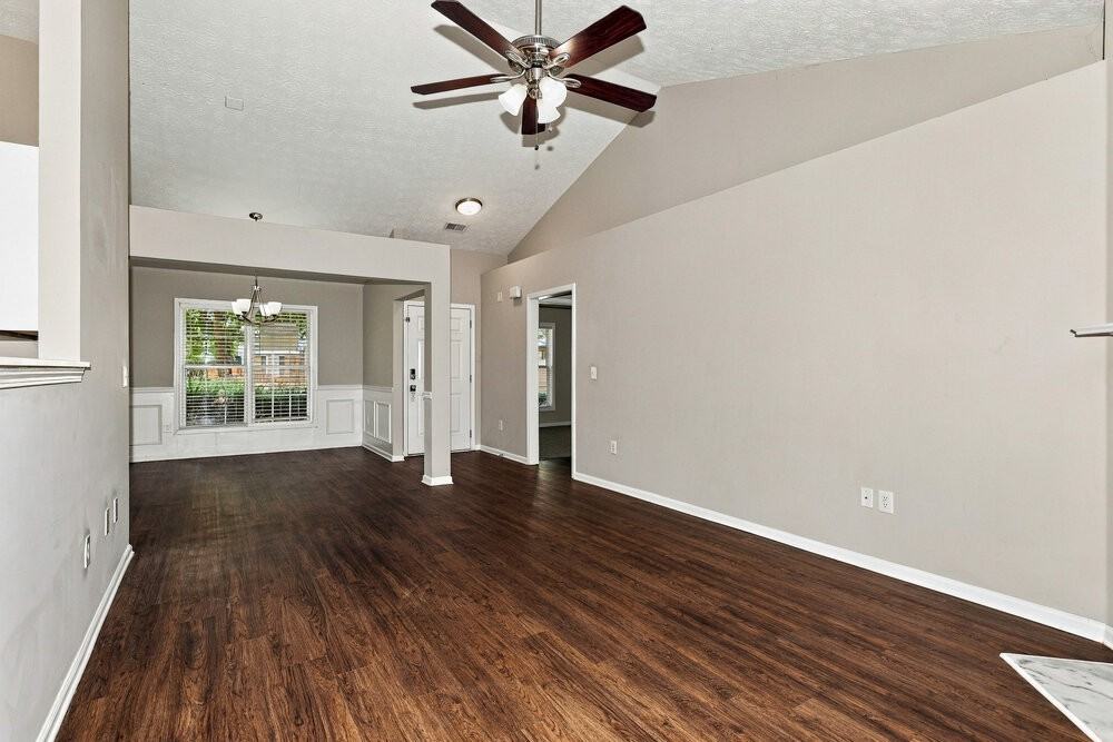 2615 Thunder Basin Way - Photo 4 of 16