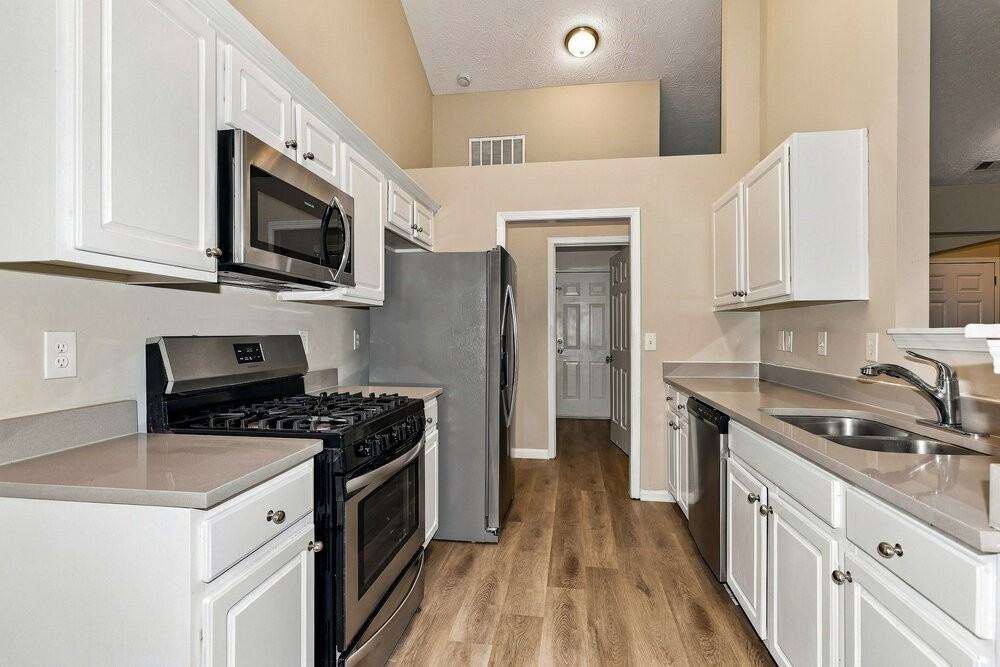 2615 Thunder Basin Way - Photo 6 of 16