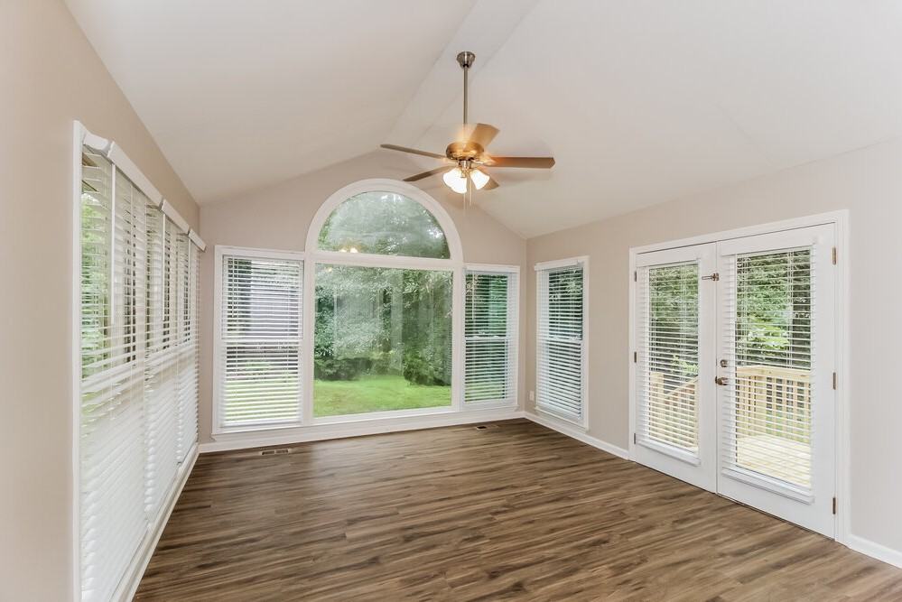 1551 Brookcliff Cir - Photo 6 of 17