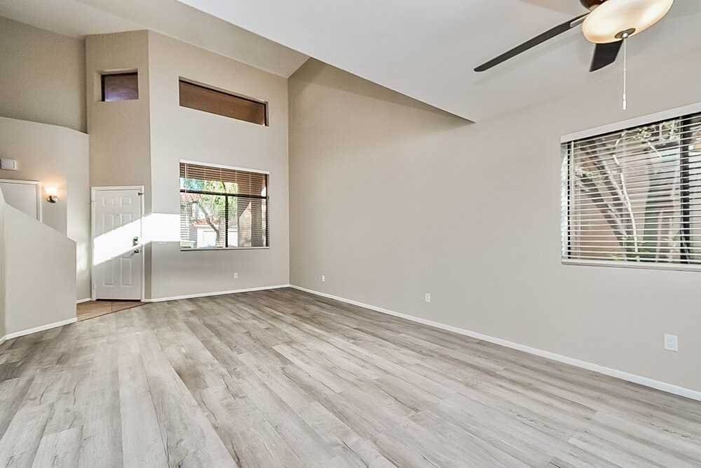 7880 S Castle Bay St - Photo 5 of 17
