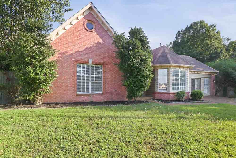 6989 Lagrange Hill Rd - Photo 2 of 16