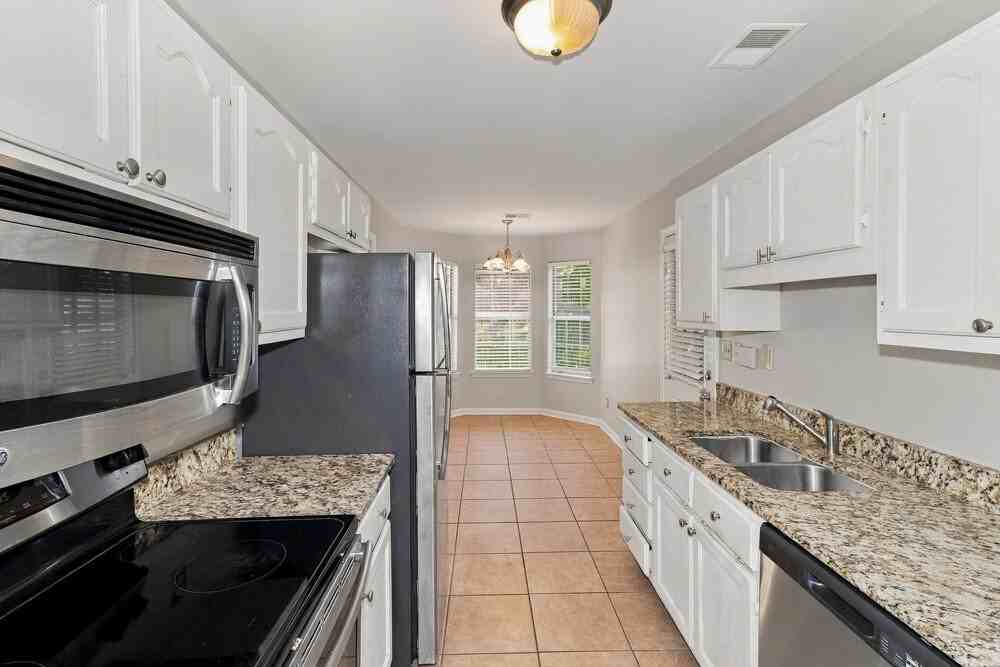 6989 Lagrange Hill Rd - Photo 7 of 16