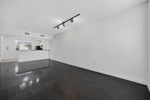 featured image of 501 N Walnut St