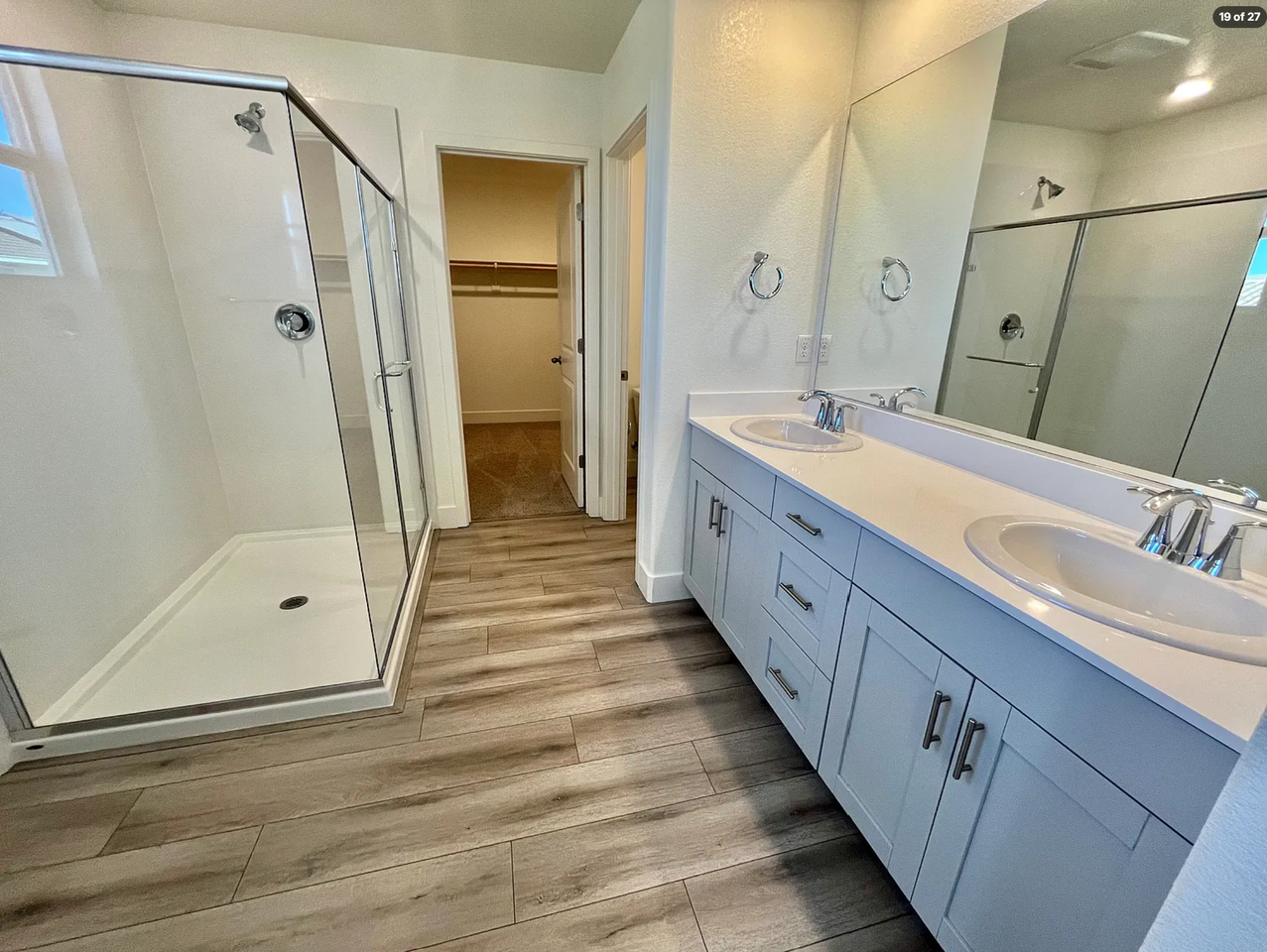 16297 Malibu Dr #1 - Photo 5 of 8