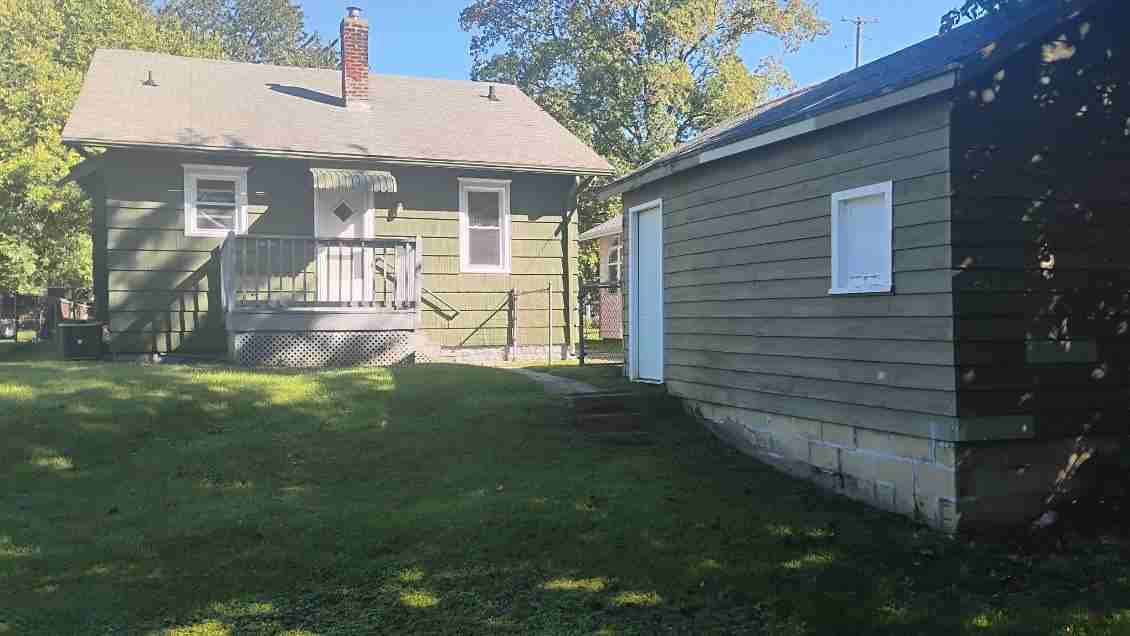 243 Damon St #1 - Photo 2 of 20