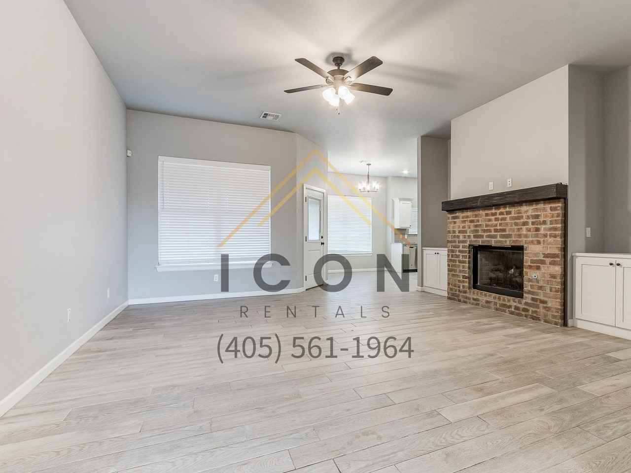 4509 Desert Spring Ct #1 - Photo 3 of 25