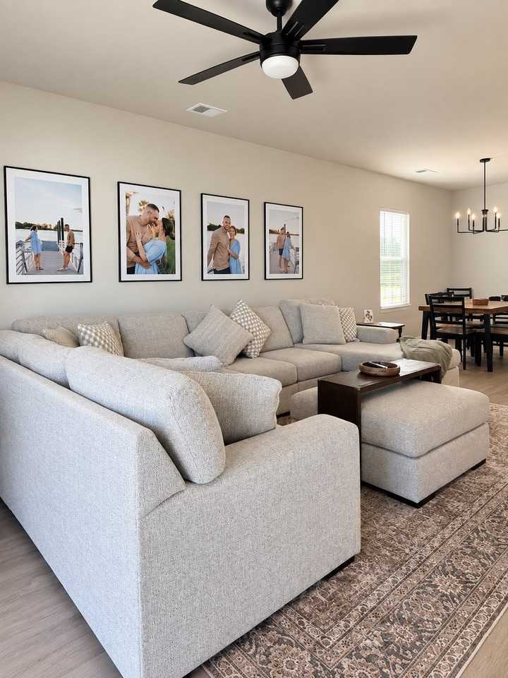 147 Saddle St - Photo 7 of 32