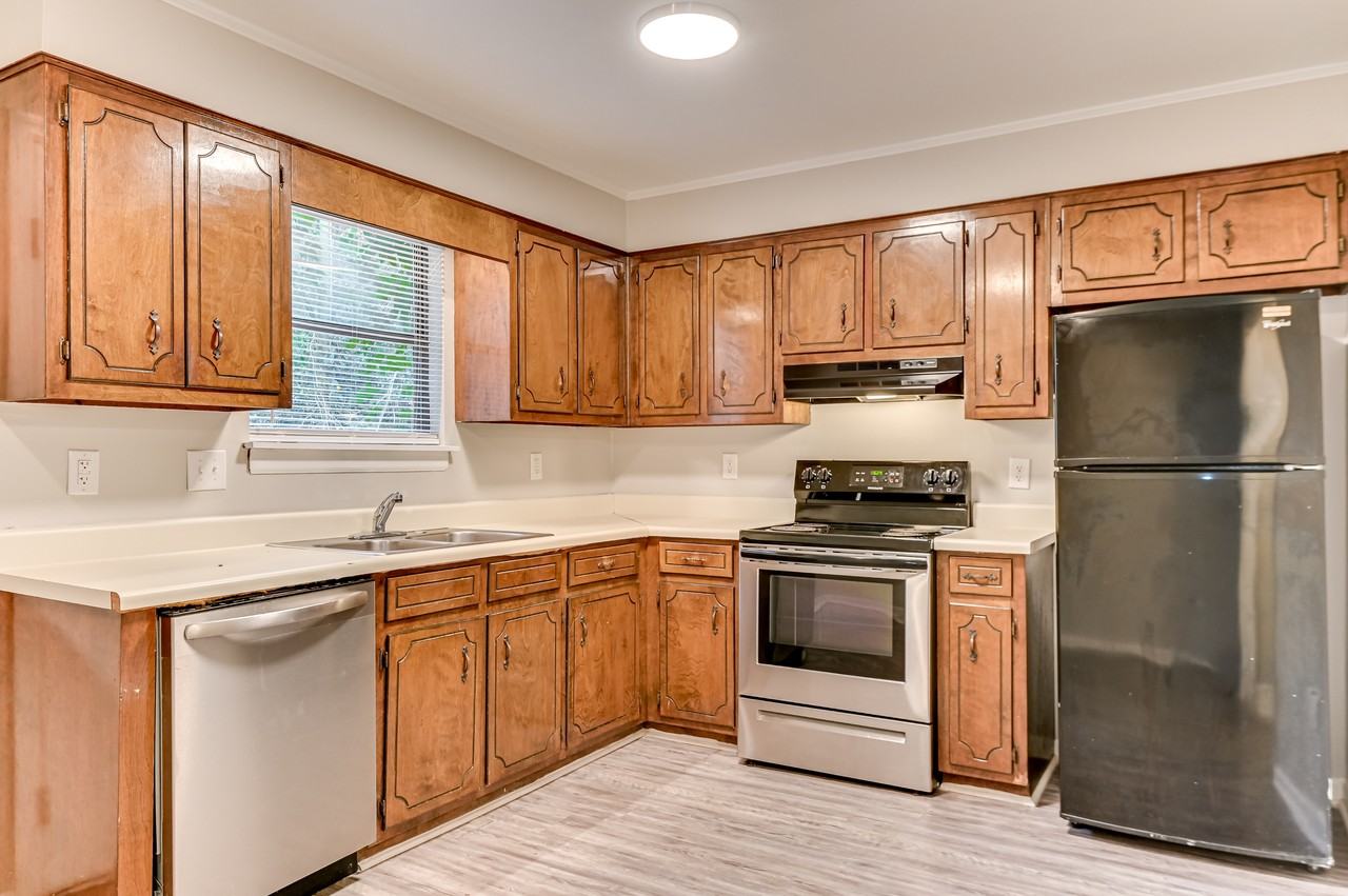 157 Chalet North Ct #157 - Photo 5 of 29