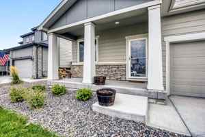featured image of 1617 Colorado River Dr #1