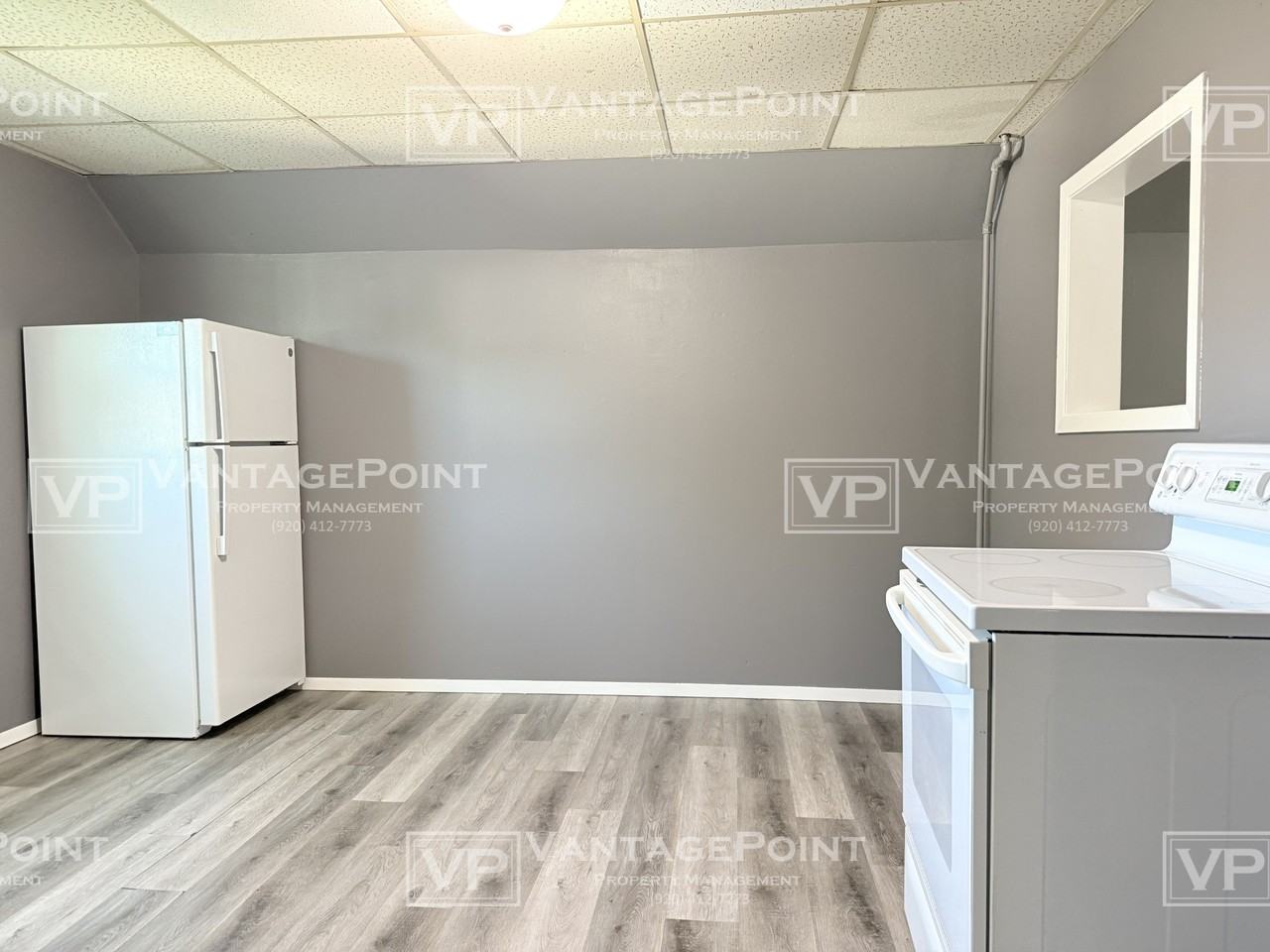 1102 Division St #B - Photo 7 of 17