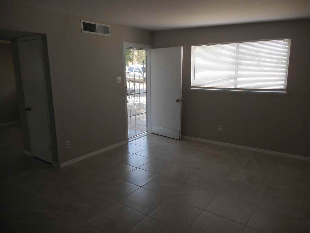 3608 Sheppard Ave #1 - Photo 7 of 42
