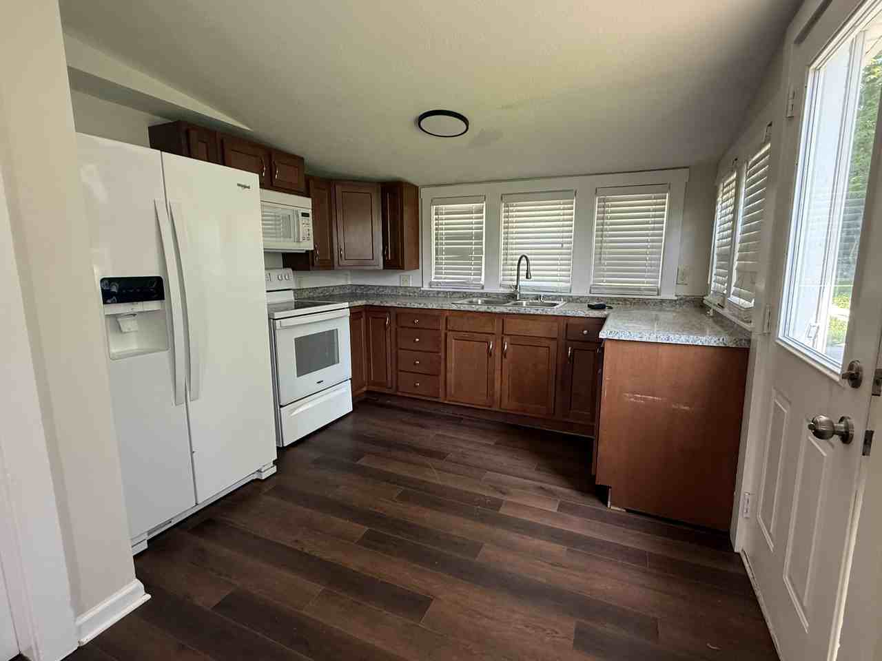 311 W Center St #311 - Photo 4 of 29