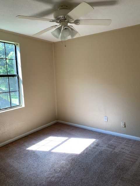 100 Lankford Cir - Photo 4 of 7