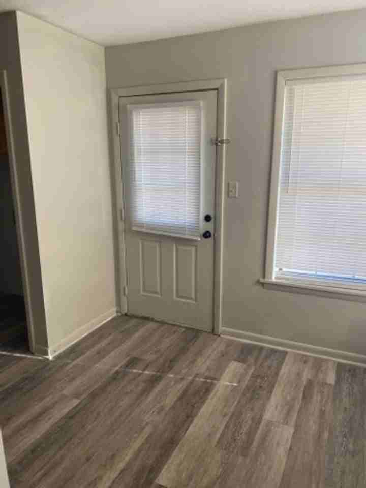 Feemster Lake Apartments - Photo 5 of 14