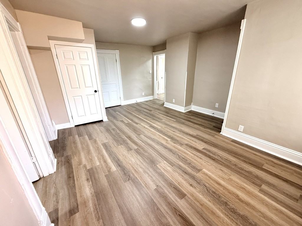 214 N Cherry St #2 - Photo 6 of 17