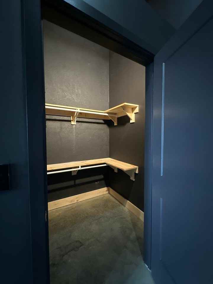 21 W Broadway #210 - Photo 6 of 6