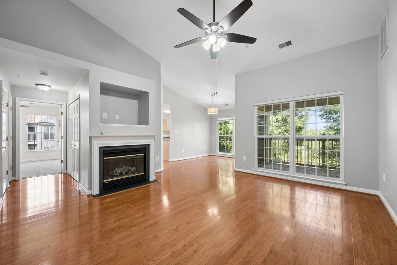 597 Cawley DriveUnit 3B #3B - Photo 3 of 16