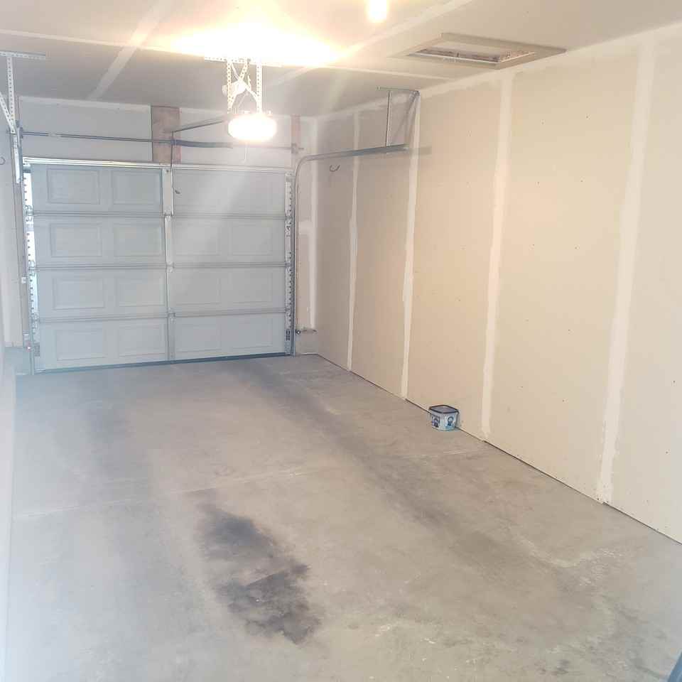 412 N Sioux Blvd #12 - Photo 3 of 11