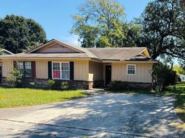featured image of 2 Peach Ct