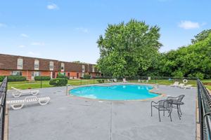 featured image of 6820 Chapel Dr
