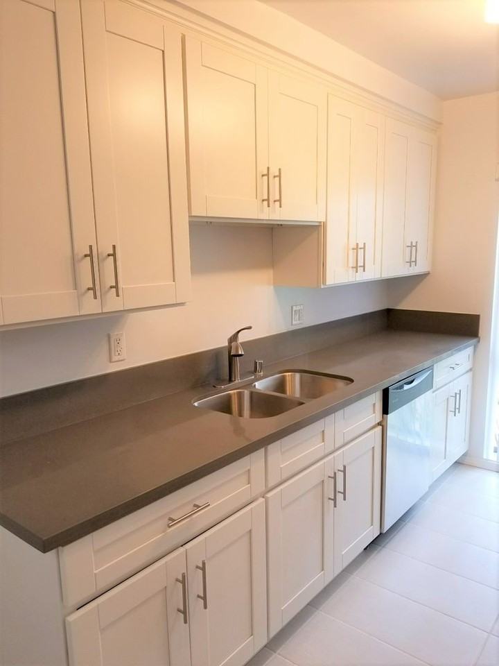 7607 Norton Ave - Photo 6 of 15