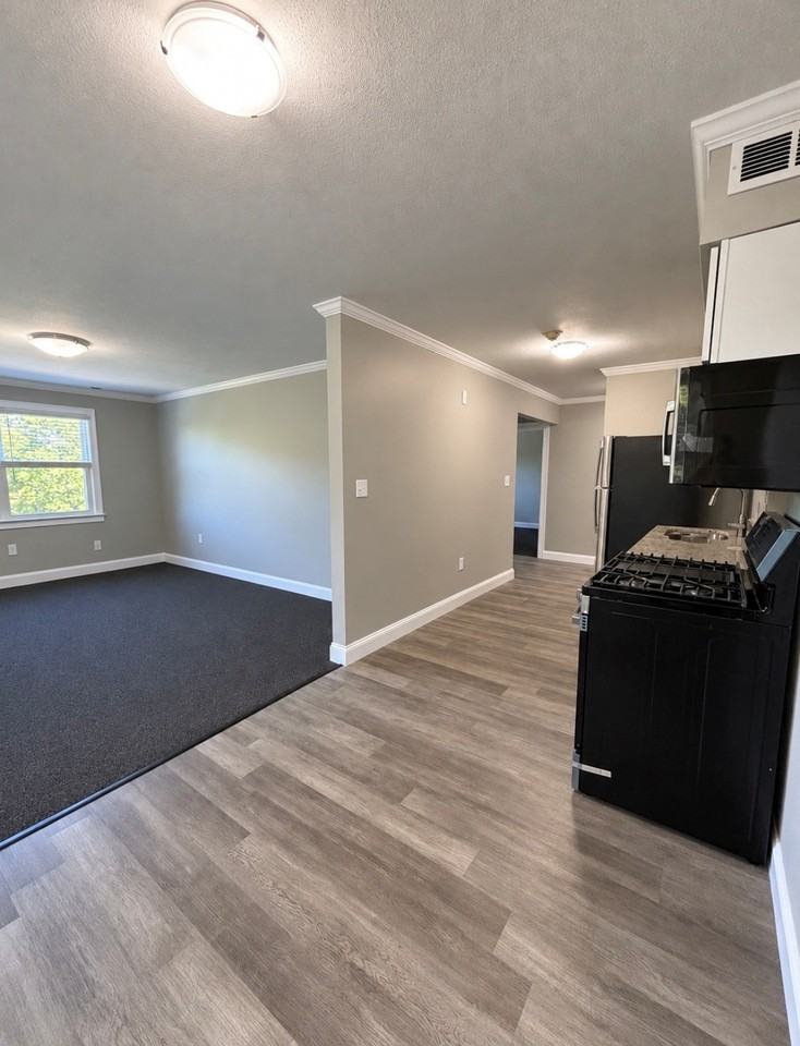 879 Bernon St #224 - Photo 3 of 15