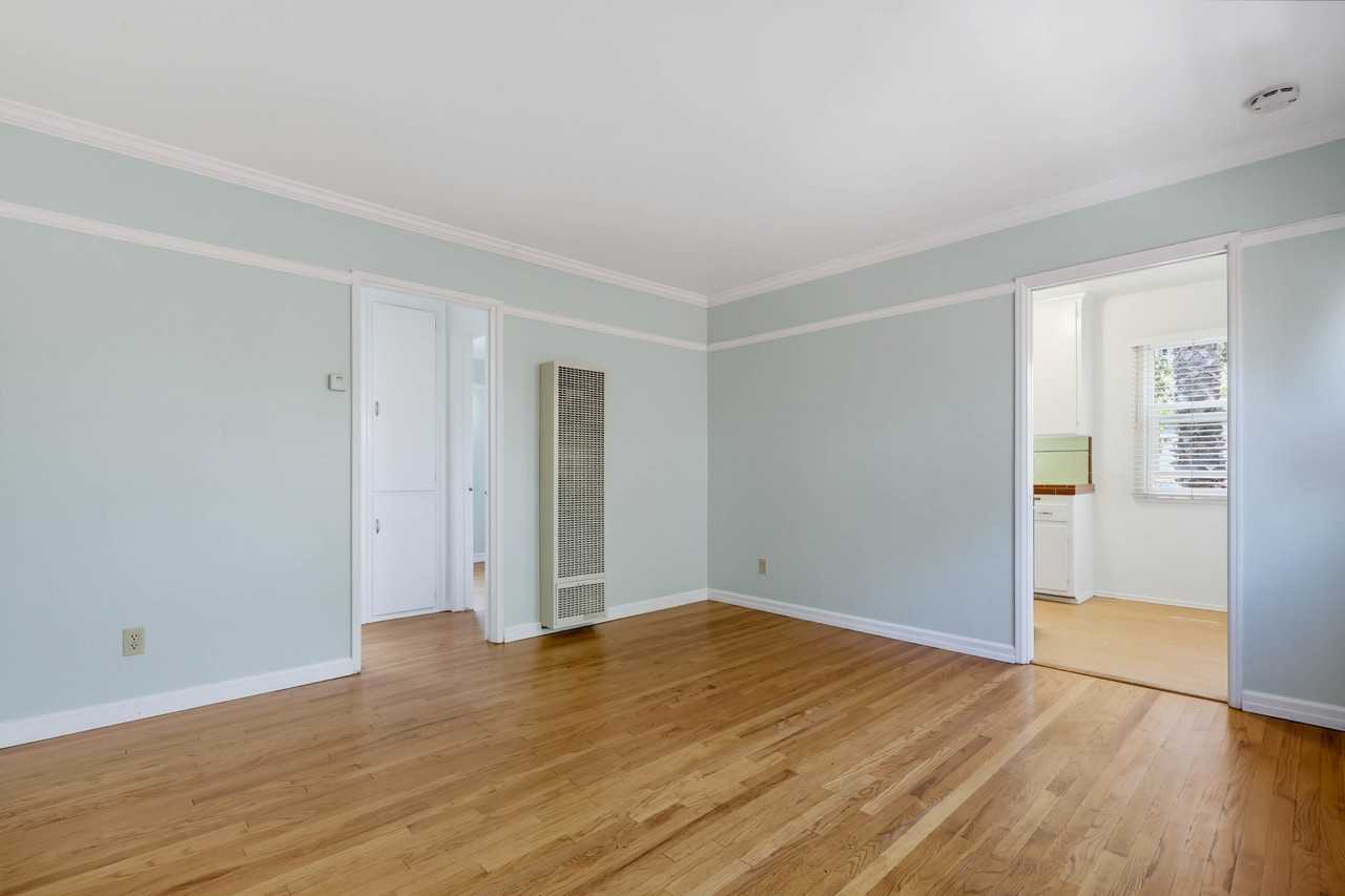 4447 Dawson Ave #4447 - Photo 5 of 22