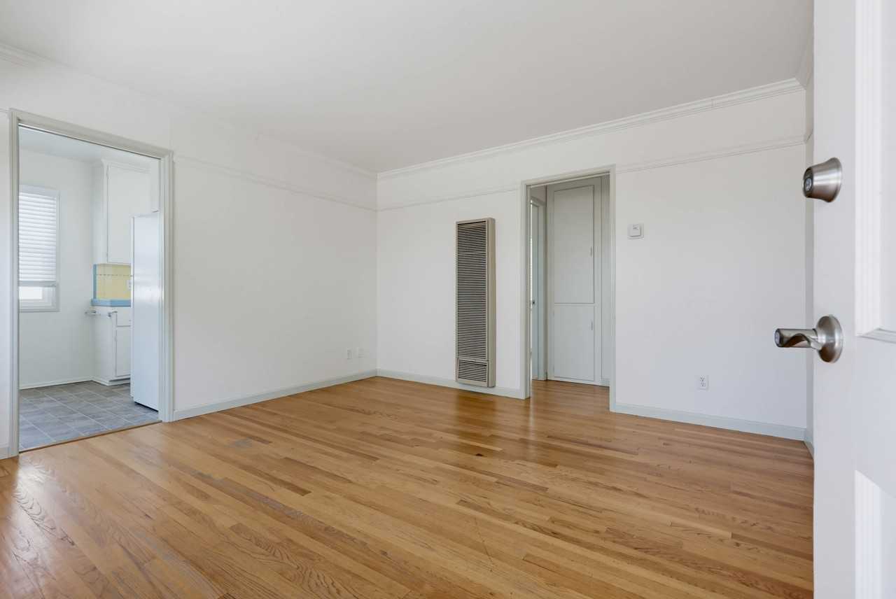 4449 Dawson Ave #1 - Photo 2 of 50