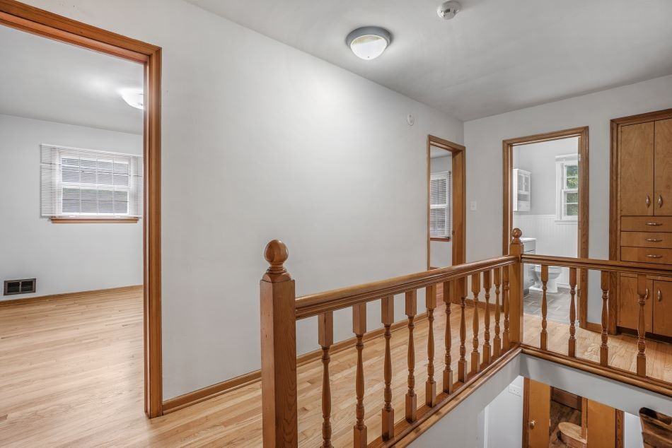 508 Bernard Ave #1 - Photo 7 of 11