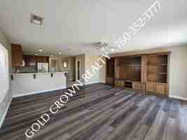 featured image of 805 E 2nd St
