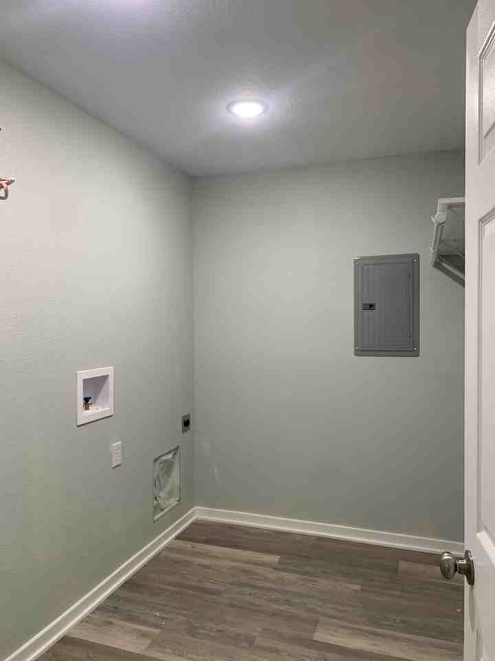 214 Grover St #1 - Photo 3 of 6