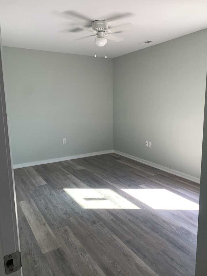 214 Grover St #1 - Photo 4 of 6