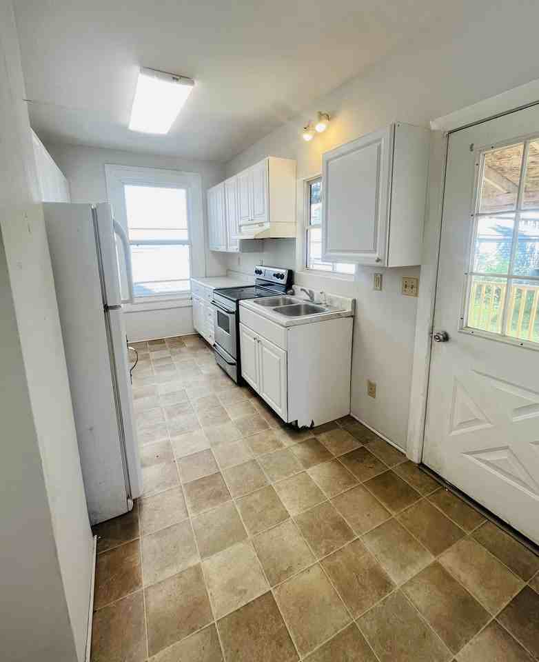 130 Diamond Ct #1 - Photo 7 of 16