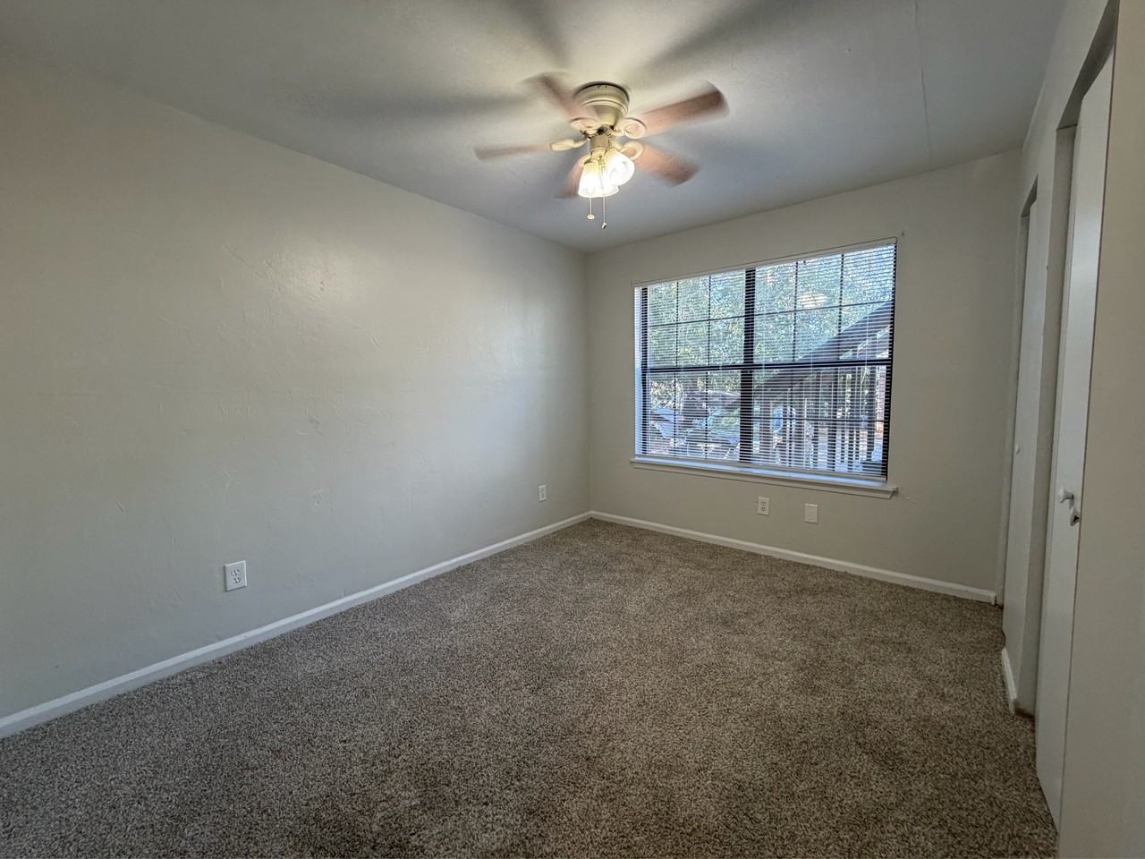 2347 Horne AvenueApt B #B - Photo 5 of 10