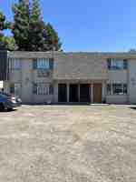 featured image of 946 S Barrett Rd #1