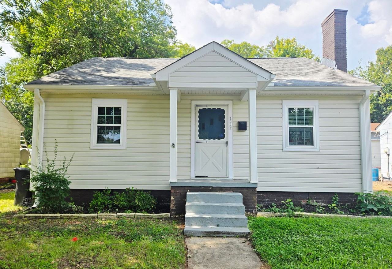 1111 Queen Ann St