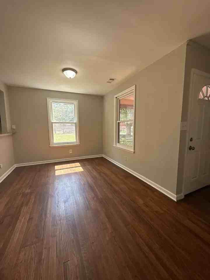 1840 Glenhill Pl - Photo 6 of 16