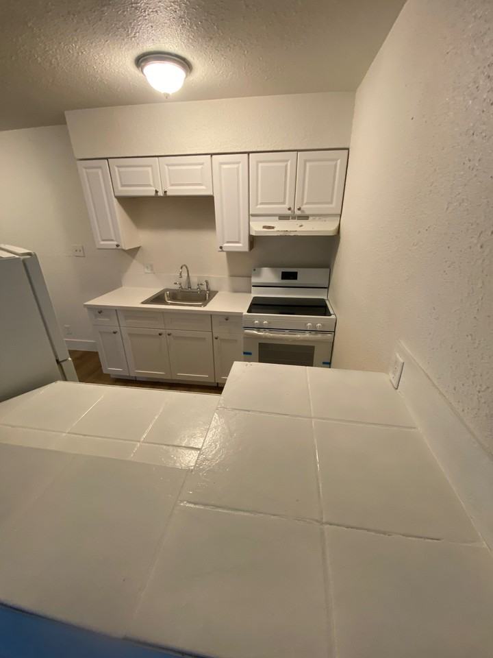 3673 Spruce Ave #3 - Photo 7 of 8