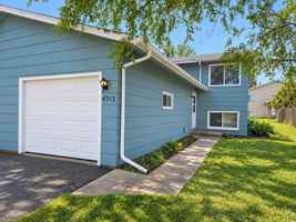 featured image of 4313 80th Ave N #1
