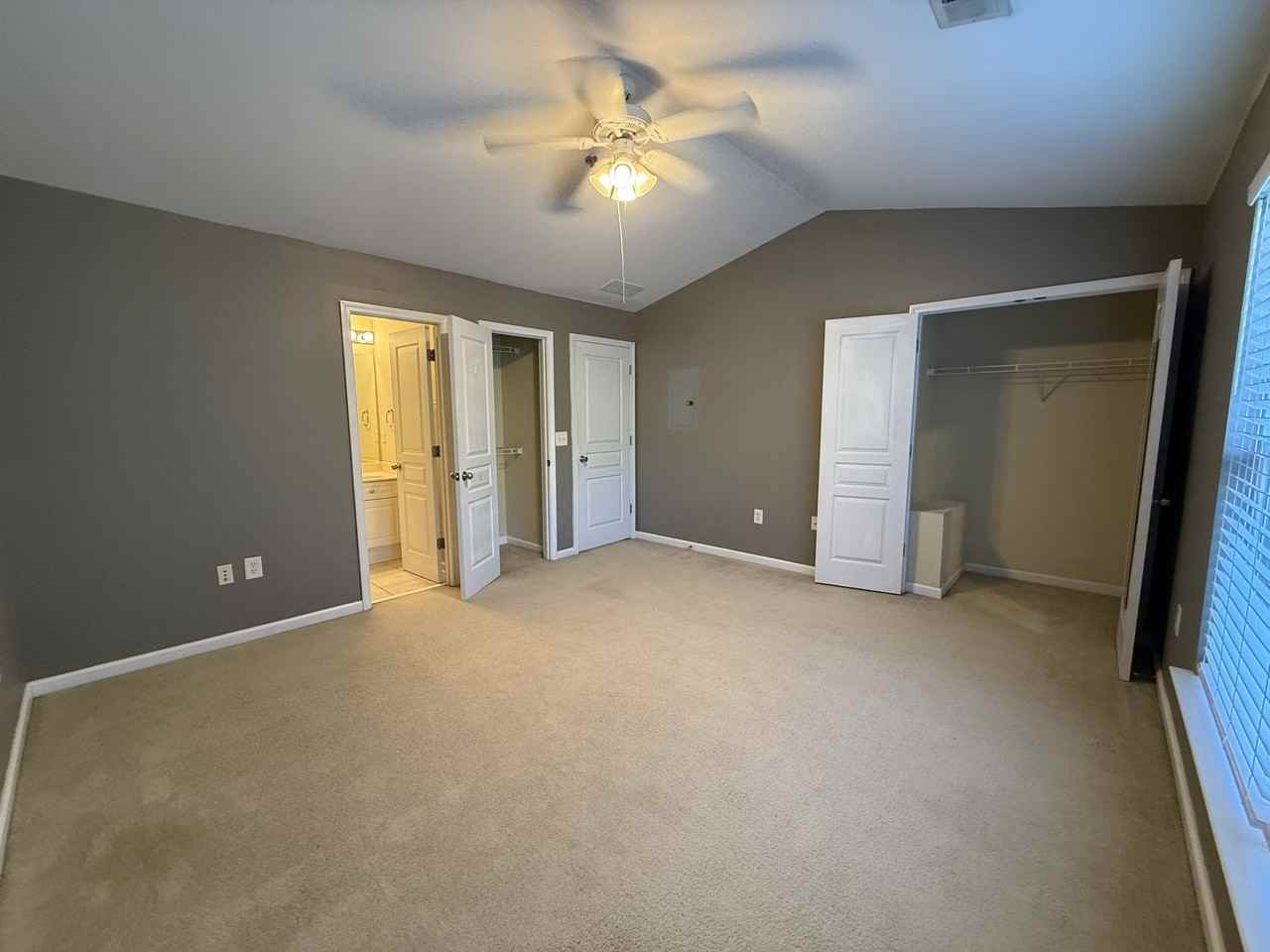 490 Barnett Shoals Rd #913 - Photo 6 of 21