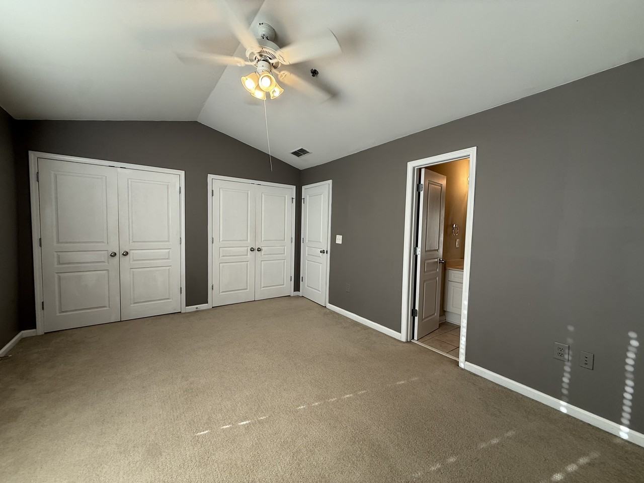 490 Barnett Shoals Rd #913 - Photo 7 of 21