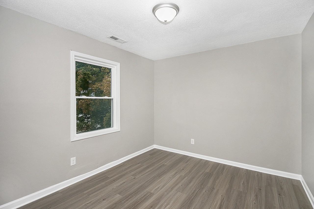 311 N Long St #4 - Photo 7 of 19