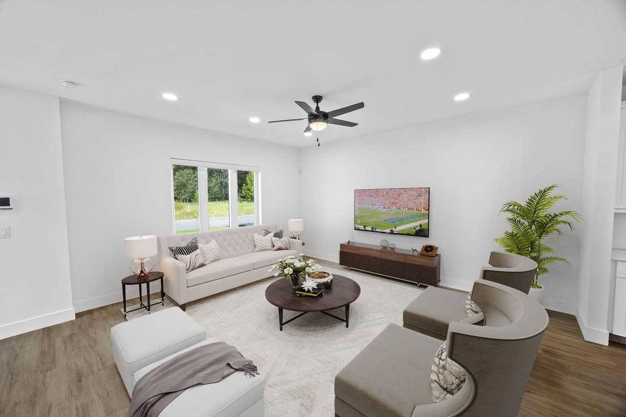 3349 Sw 50th Dr - Photo 5 of 32
