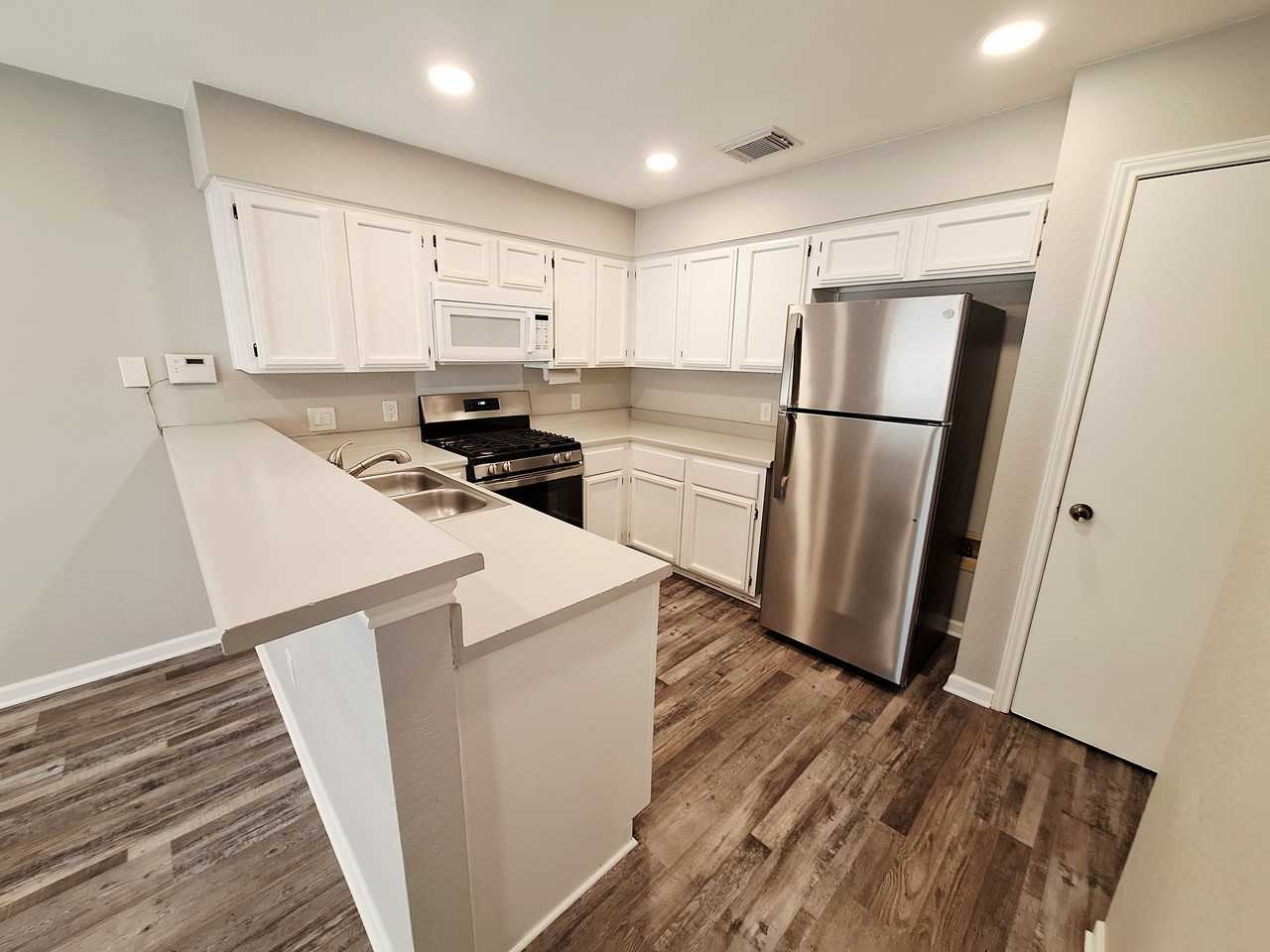 12913 Steeple Chase Dr #1 - Photo 7 of 23