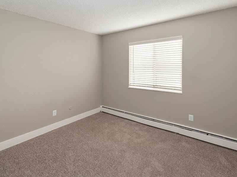 1769 Coronado Pkwy N - Photo 6 of 26