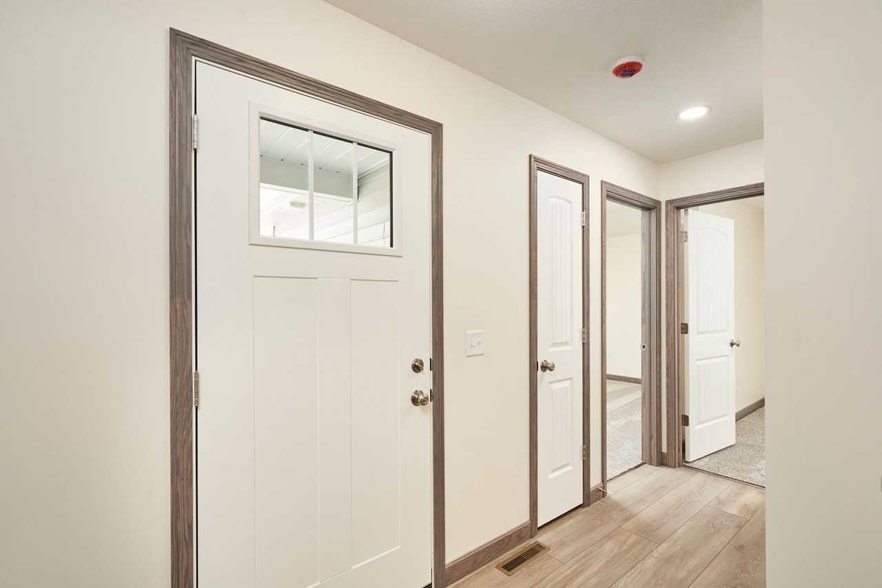 786 Glory Dr - Photo 2 of 20