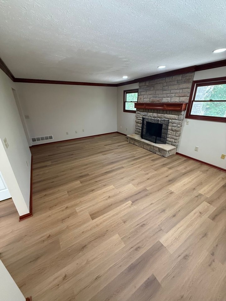 889 Ghent Rd - Photo 7 of 21