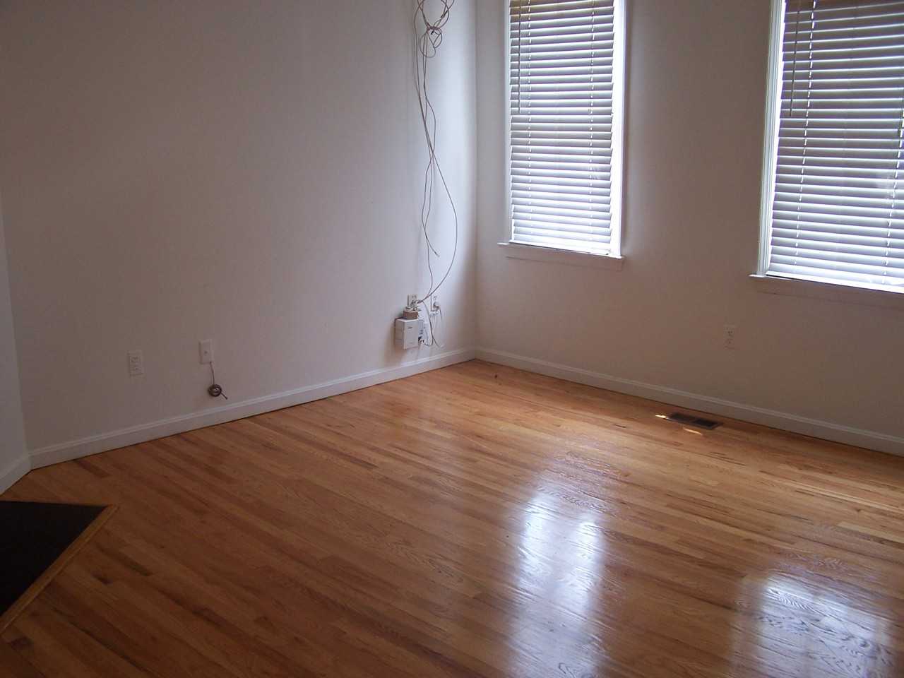 8 Union St #1 - Photo 3 of 18