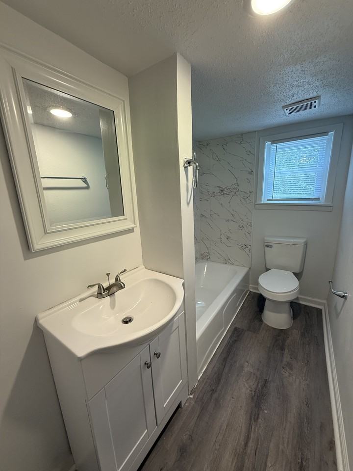 5317 Watson Ave Sw #1 - Photo 4 of 11