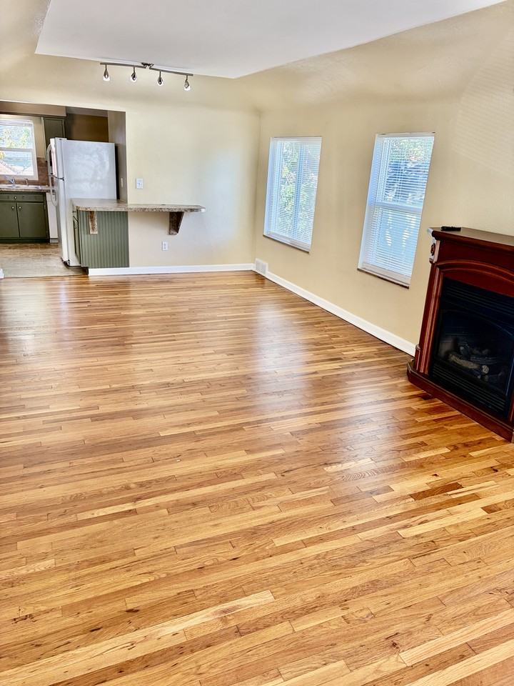 2821 Gunckel Blvd Uppr - Photo 3 of 10
